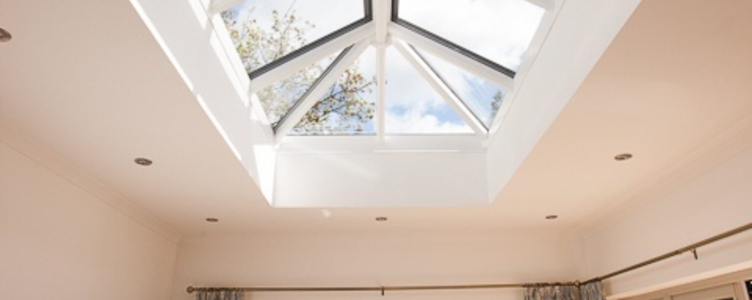 Choosing the best skylight for your extension
